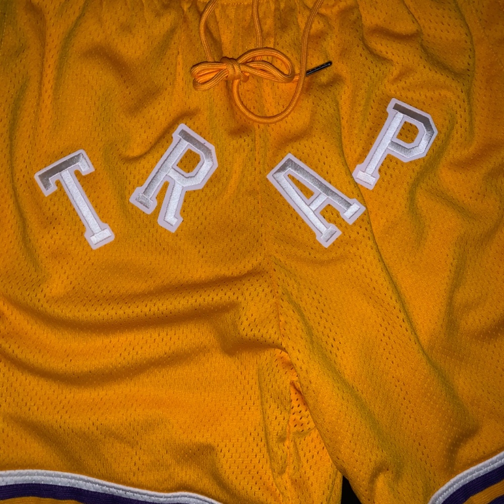 LA TRAP - Picture 2 of 5